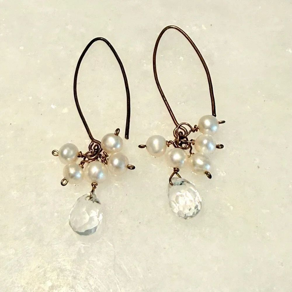 Vtg Anthropologie Brass Cluster Pearl & Crystal Pierced Dangle Earrings White 2”